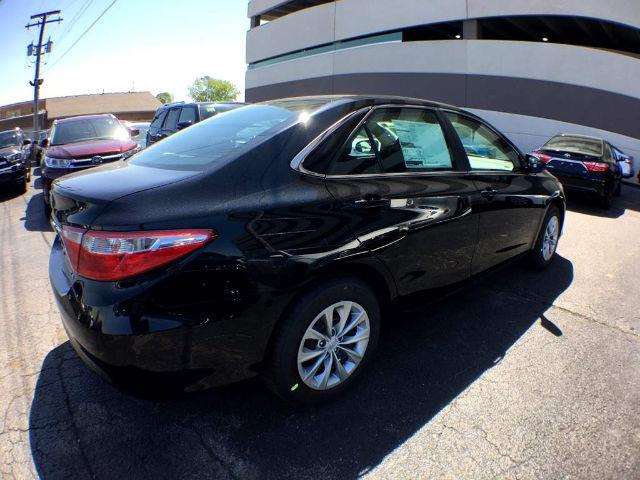 2017 Toyota Camry LE 4Dr Sedan